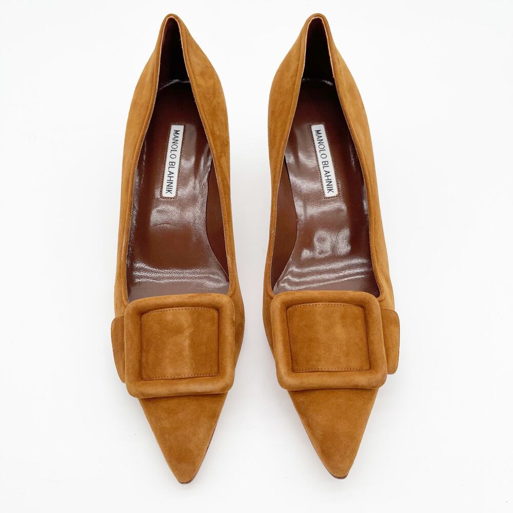 Manolo Blahnik Maysale Camel Tan Suede Buckle Pointed Toe Kitten Heels IT 40.5 - Picture 5 of 10